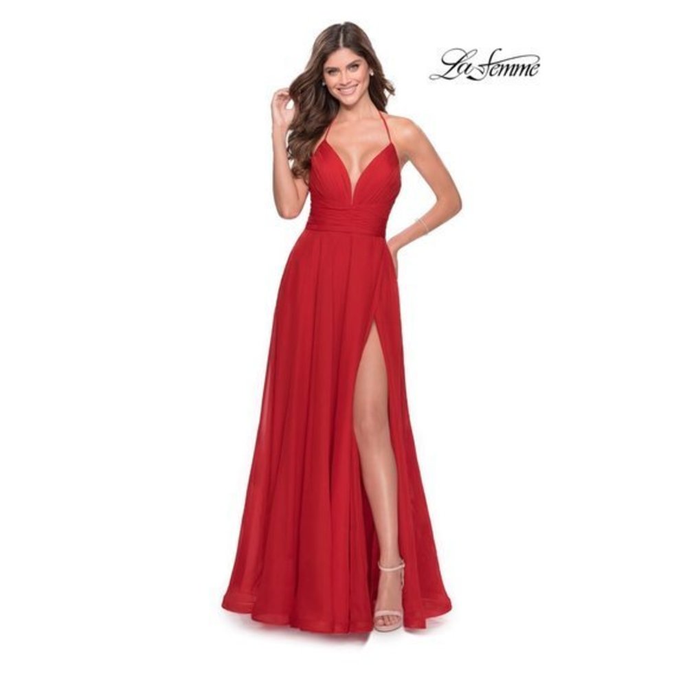 La Femme women's red chiffon gown dress size 8 NWOT
